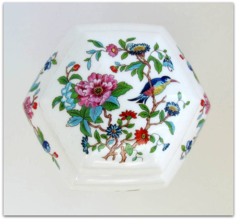 Dating aynsley china patterns-in-Mokhikhin