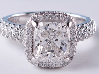 2.00 Ct Tw Cushion Cut Diamond Engagement Ring
