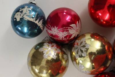 vintage christmas ornaments glass flocked merry christmas vintage christmas ornaments glass flocked merry christmas