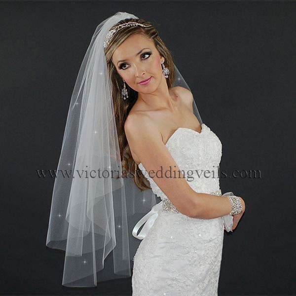 cut edge veil bridal accessories