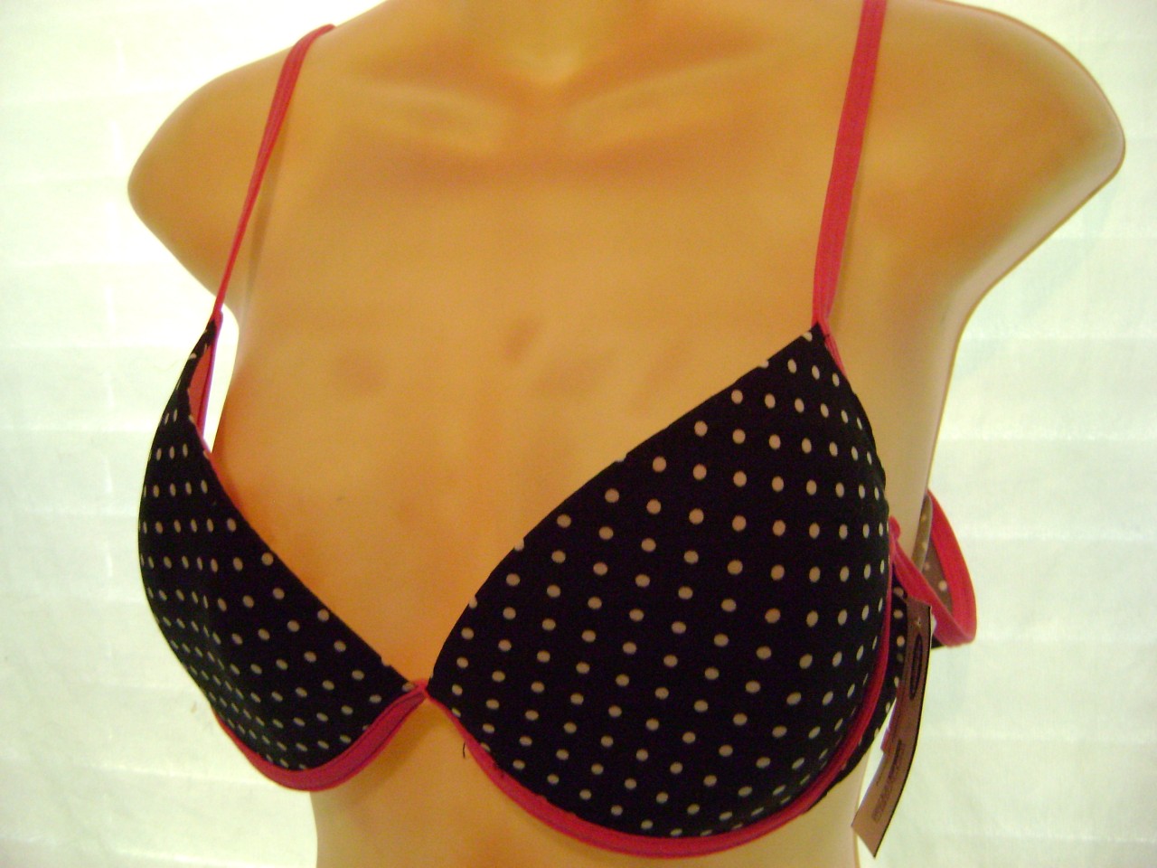 NWT BODY CANDY BLACK/PINK DOT BRA PADDED SZ.38B CUTE!