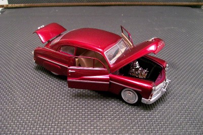 eBay: MOTOR MAX 1:24 DISPLAY 1949 FOR