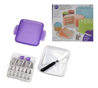 WILTON DELUXE DECORATING SET 46 pieces CAKE 18 Unique Tips ...