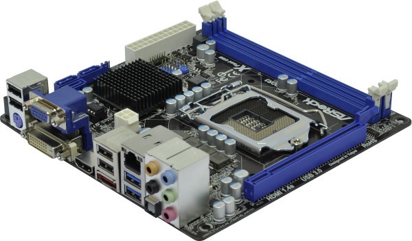 eBay Image Hosting at www.auctiva.com