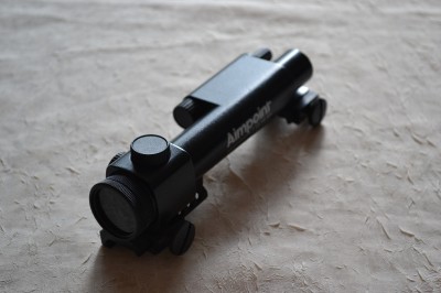 Aimpoint 1000 Red Dot Scope Excellent Condition New Batteries | eBay