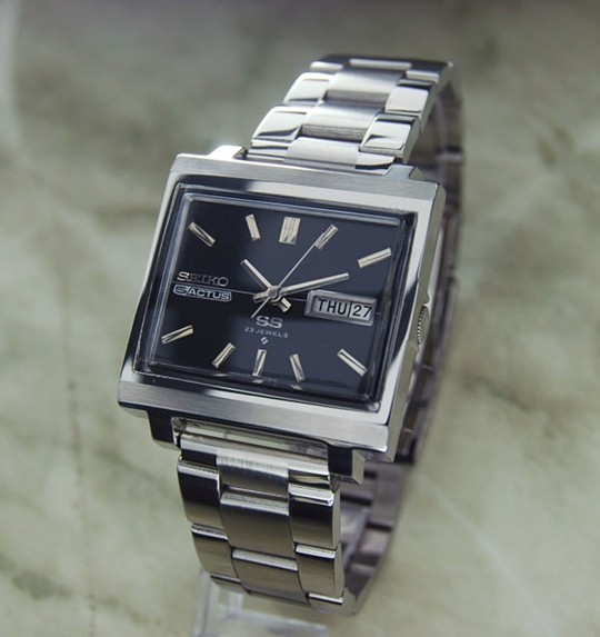 seiko 5 day date automatic