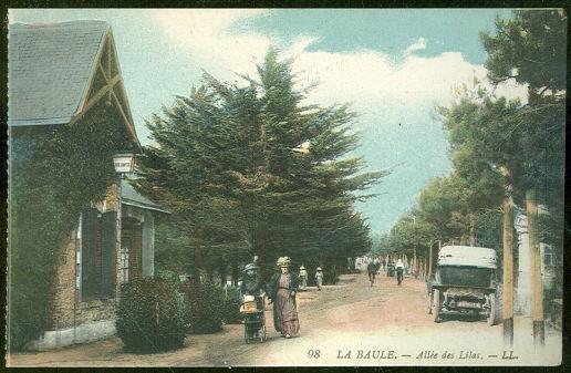 Postcard - La Baule, France Allee de Lilas