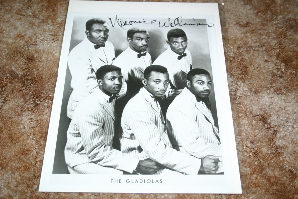 THE GLADIOLAS 8x10 SIGNED Photo w/CofA Maurice Williams