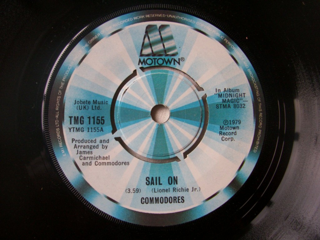 Commodores - Sail On Record