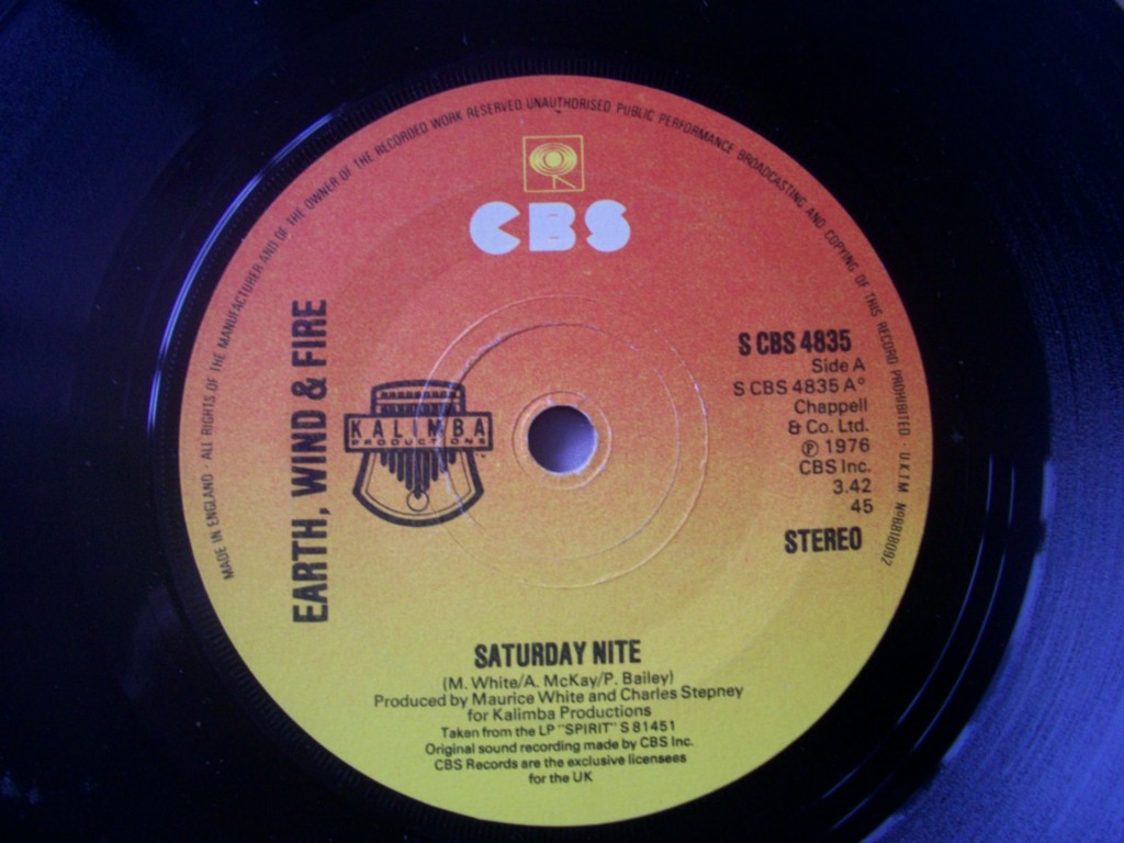 Earth Wind & Fire - Saturday Nite