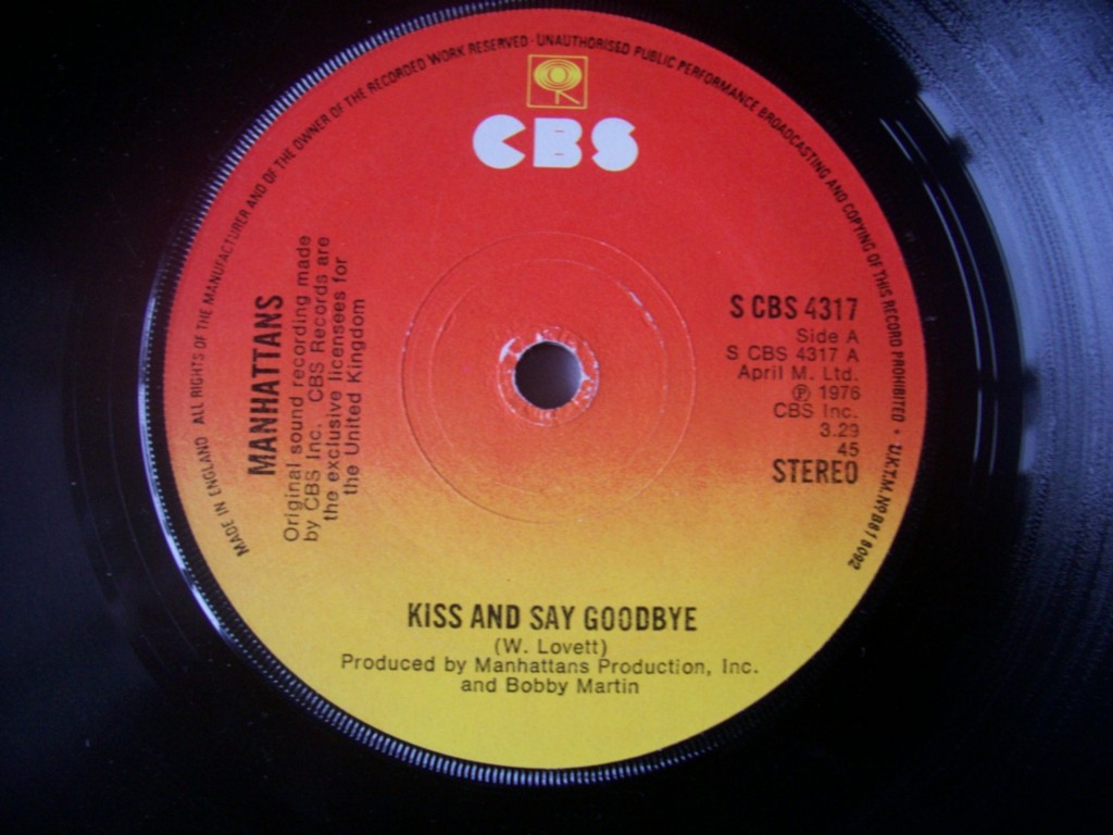 Manhattans - Kiss And Say Goodbye