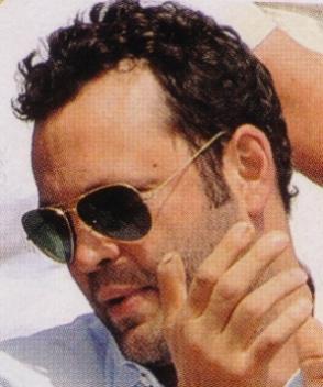 Vince Vaughn - Ray-Ban - 3025