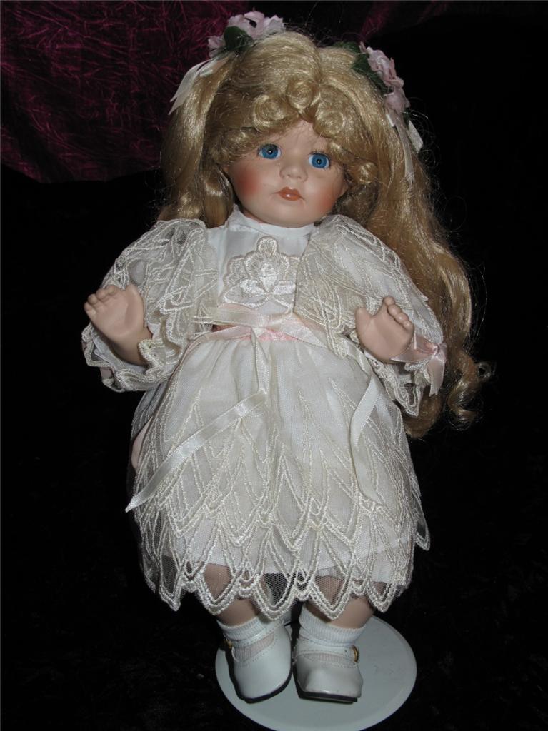 alberon collectors porcelain doll