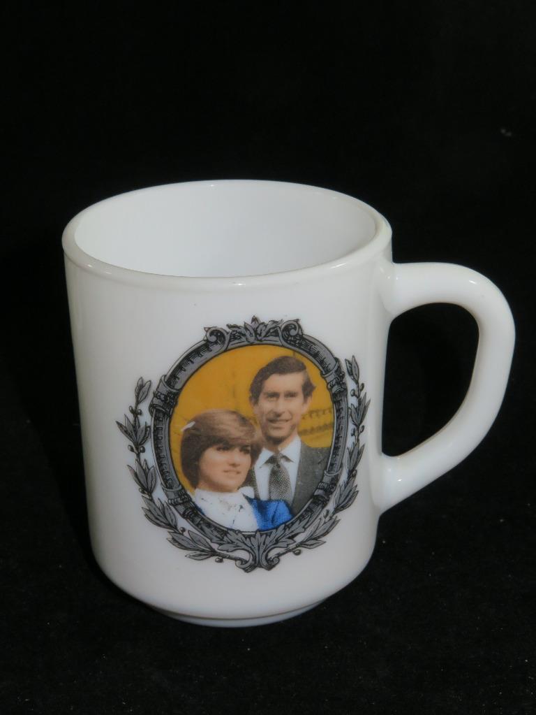 Collectable Commemorative China Mug Prince Charles and Diana Wedding