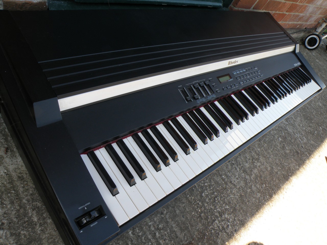 Rhodes MK80 Stage Piano Keys, Good Condition, BOXED! eBay