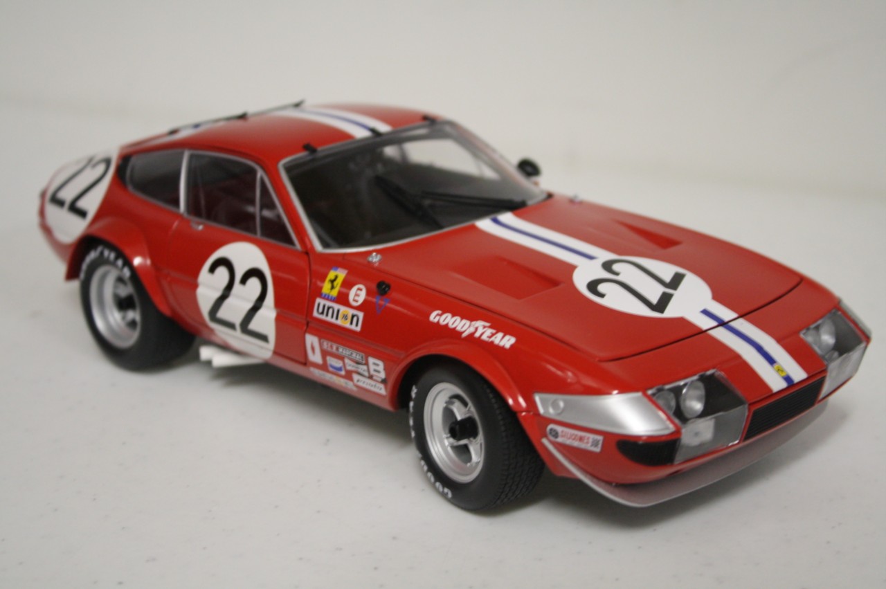 Kyosho Ferrari 365 GTB/4 - Daytona 1973 - #22 1:18