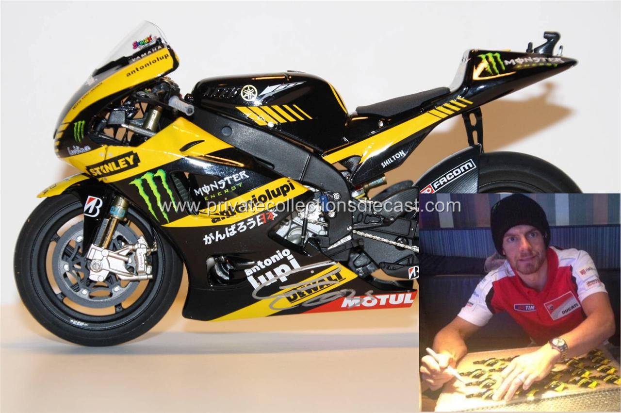 Minichamps Cal Crutchlow SIGNED 2011 Tech 3 Yamaha 1/12 - Picture 1 of 1