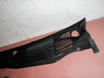 1999 2005 Pontiac Grand Am Windshield Cowl Vent Panel Ebay