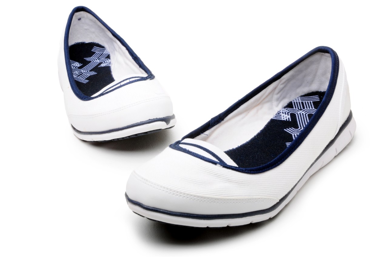 nike ballerina flats