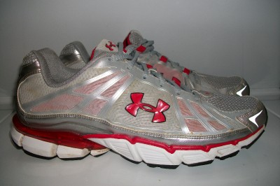 Mens Size Shoes on Mens Under Armour Running Shoes Size 13 White   Red   Ebay