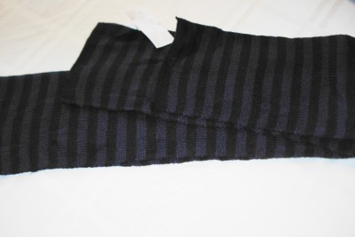 NWT Ladies Scarf Navy/ Black Striped