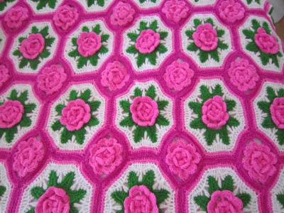 Handmade Bedspreads on Handmade 3d Roses Flower Crochet Afghan Throw Pink Buds Shabby Chic
