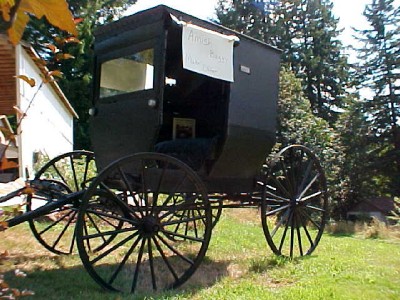 Traditional Antique 1800's Amish Horse Drawn Carriage   Coach   Buggy 