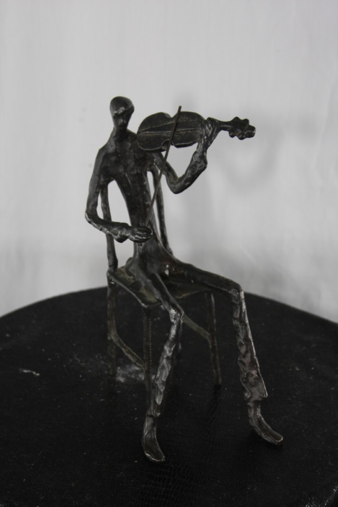 BRONZE FIGURINE MAN PLAYING VIOLIN GERMAN VINTAGE