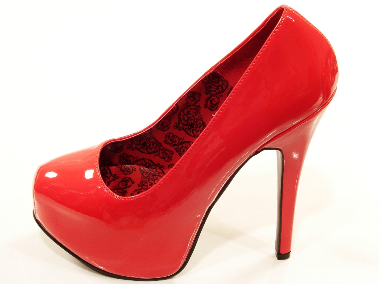 pumps pleaser