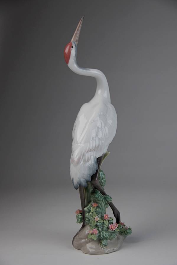 crane bird figurine