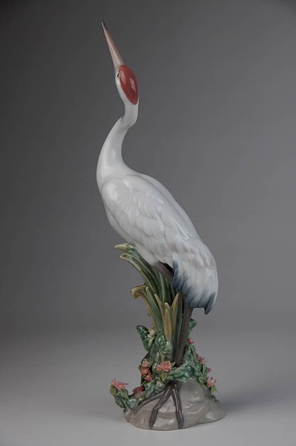 crane bird figurine