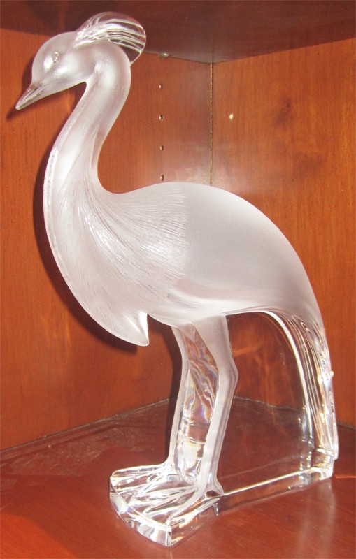 crane bird figurine