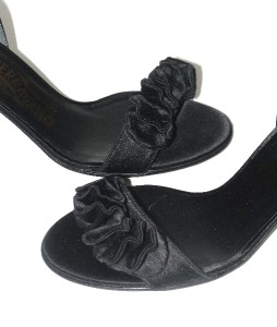 salvatore ferragamo satin pumps
