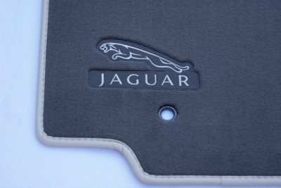 Oyster+Mats ... Jaguar XF 2008 on oyster / grey car mats IVORY binding Left Hand Drive