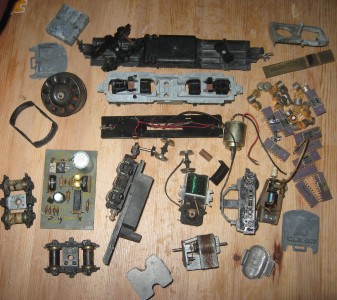 HO Scale Model Train Parts Circuit Board Motors Weights Wheels Amp 