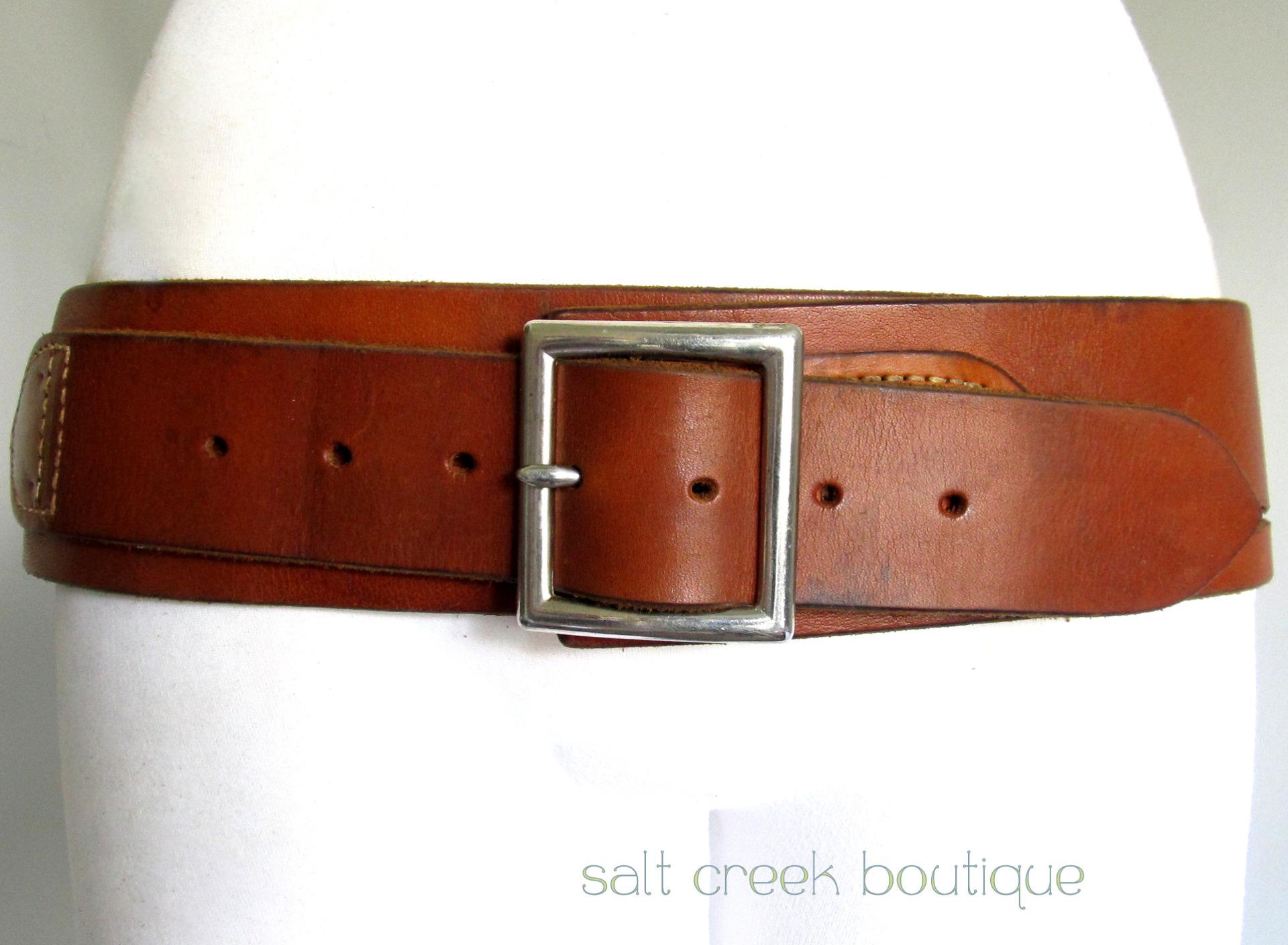 Vintage Hunter 152LG Brown Leather 22 Caliber Ammunition Holster Gun