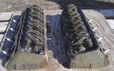 Pair Chevy Camel Hump Heads 67 68 69 70 71 72 Camaro Truck