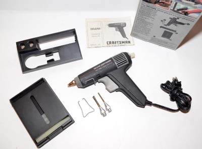 CRAFTSMAN Hot GLUE GUN & 2 TIPS #980523 w/ GUN+STICKS HOLDER KIT-FREE