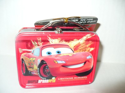 disney pixar cars lightning mcqueen lunch box