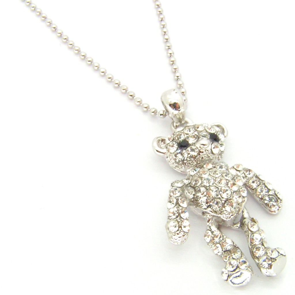 swarovski teddy pendant