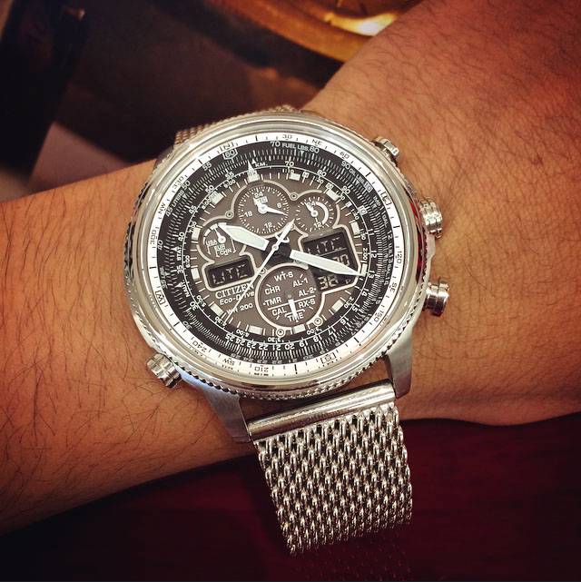 citizen eco drive u680