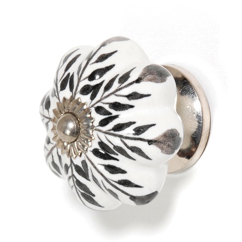 AS-MANY-CERAMIC-BLACK-WHITE-FLORAL-DOOR-KNOBS-HANDLES