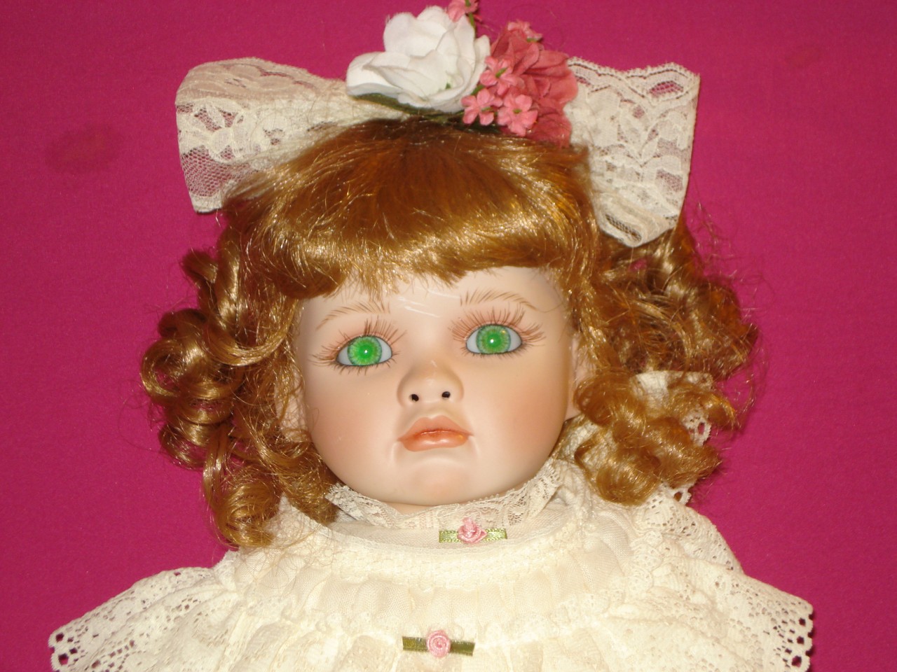 dolls with green eyes