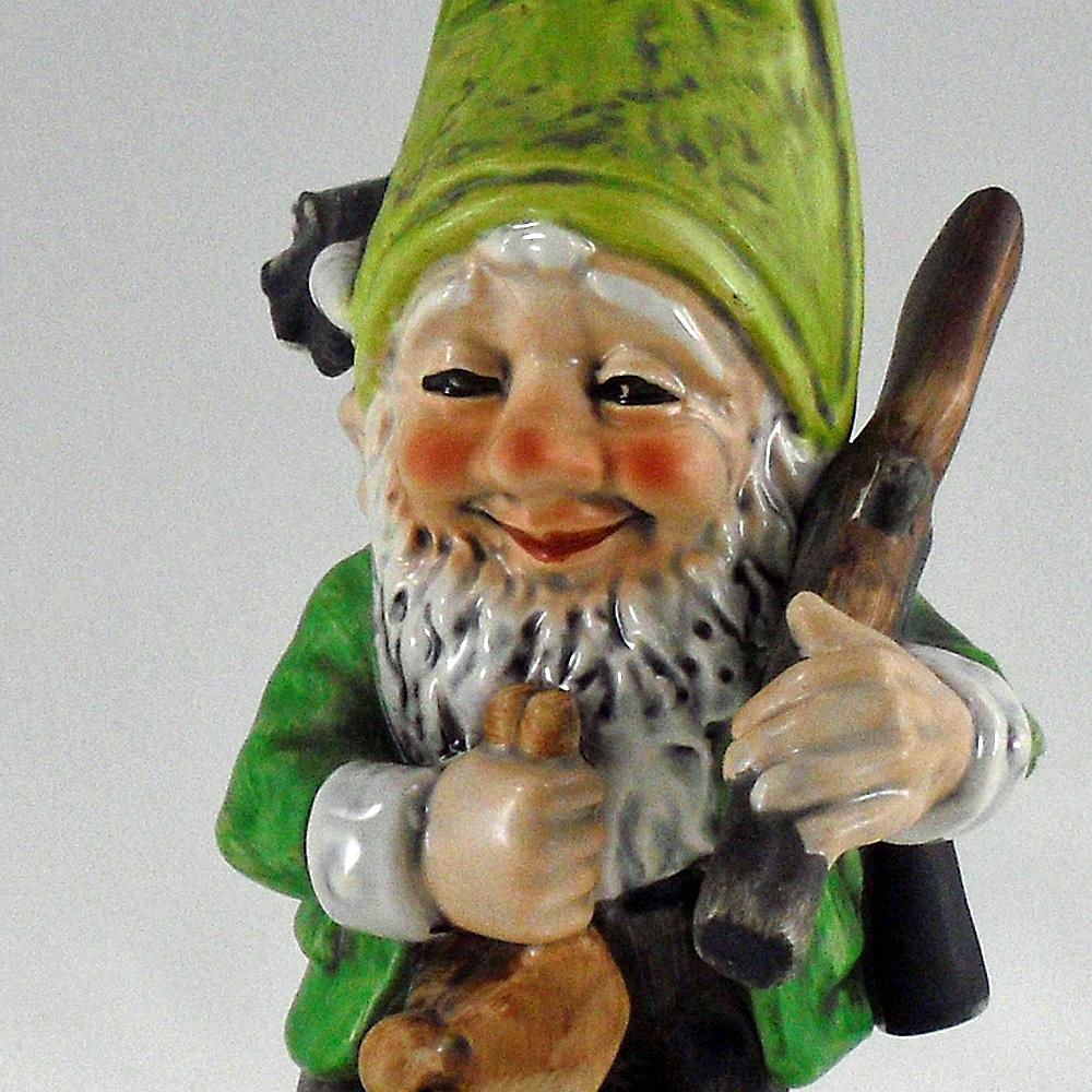 GOEBEL COBOY FIGURINE 17 602 10 KURT THE KARATE EXPERT TMK 6 GNOME