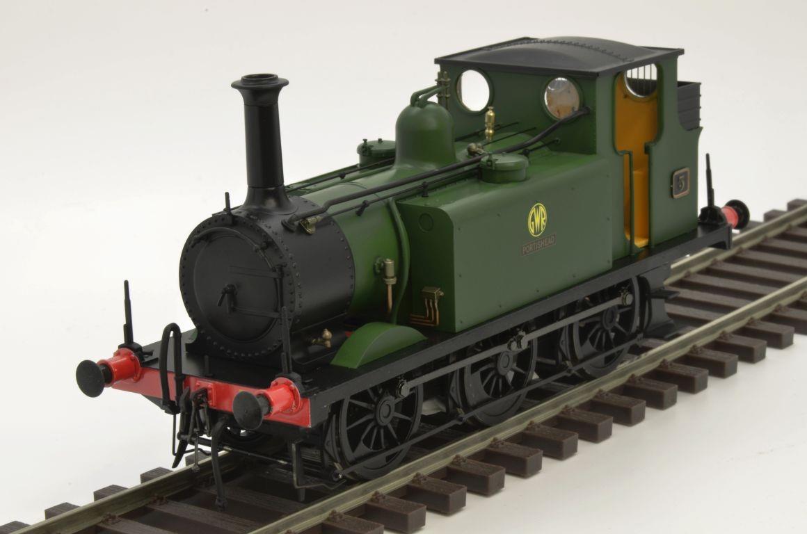 00 gauge model figures