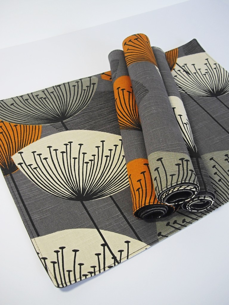 Sanderson Dandelion Clocks Vintage Retro 50s Fabric Table Placemats