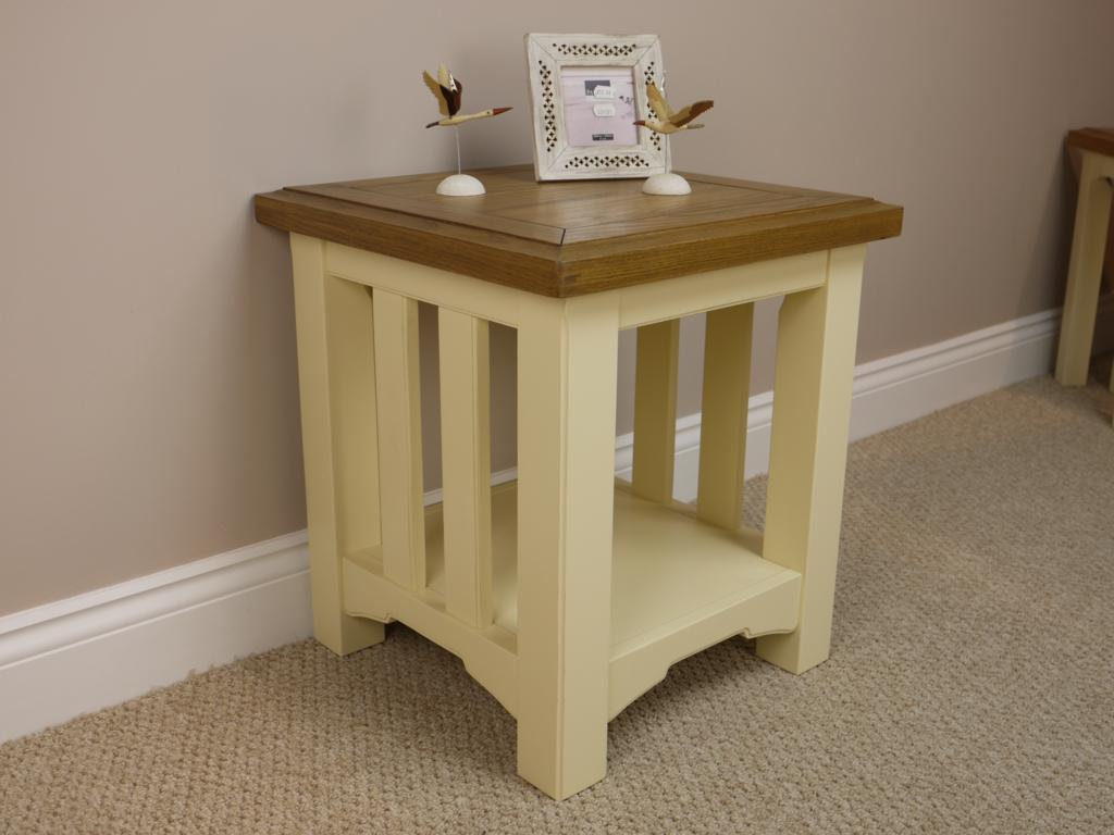 PAINTED LAMP SIDE TABLE IN CREAM WITH SOLID OAK TOP FANTASTIC ITEM