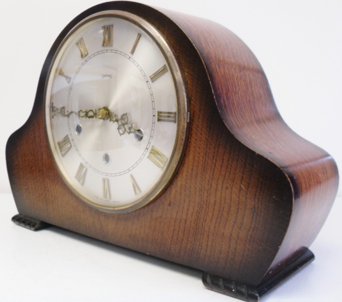 NICE OAK SMITHS WESTMINSTER/WHITTINGTON CHIME MANTEL CLOCK ,VERY CLEAN