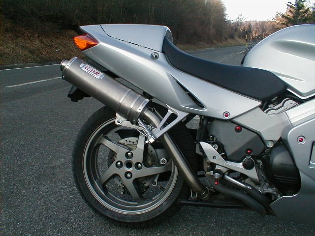 Honda vfr high mount exhaust