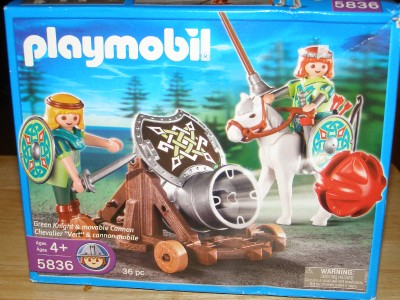 Brand New Playmobil Knight &amp; Cannon 5836 36 Pieces